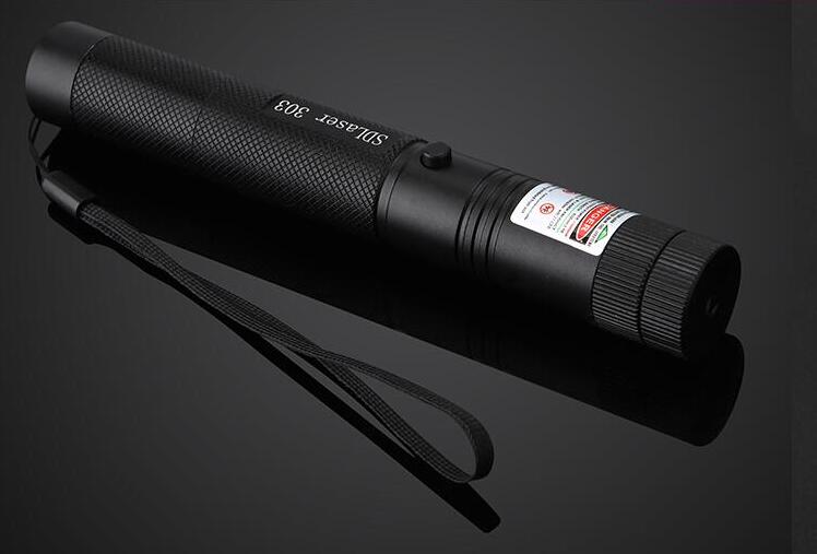 مؤشر ليزر صغير جديد وممتع بدون - مراجعة Industrial Green Laser وسعره