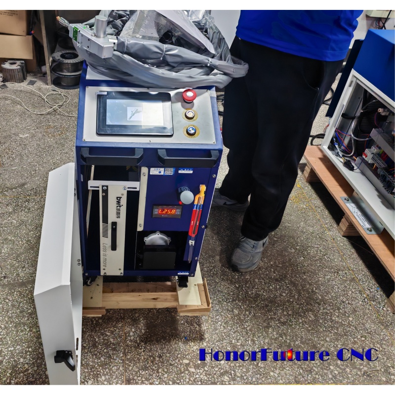 آلة تنظيف بالليزر الصناعية بقو - مراجعة Industrial Laser Removal وسعره